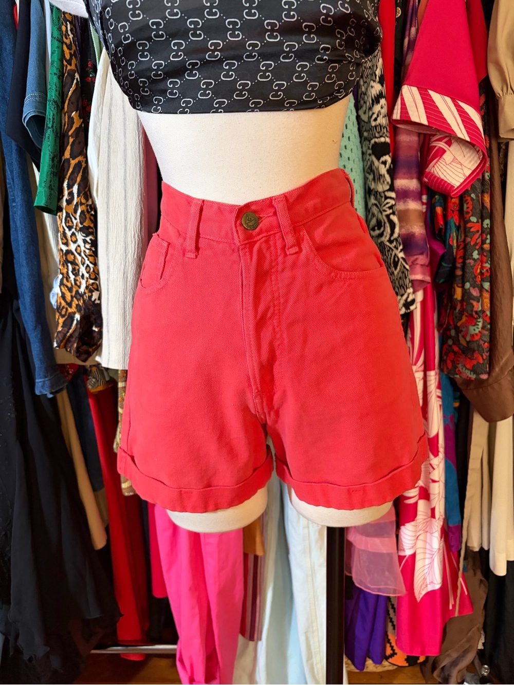 Guess coral/pink denim shorts 90’s